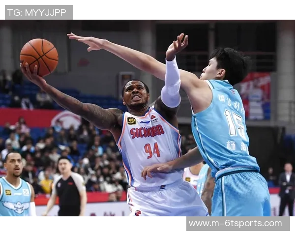 杨瀚森在G联赛展现申京与约基奇风采力求提升三分球命中率