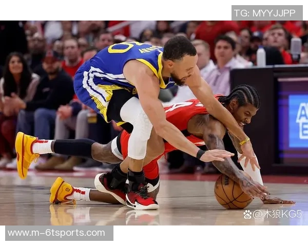 北京队火力全开开局四连胜三场得分均超136分展现强大进攻实力