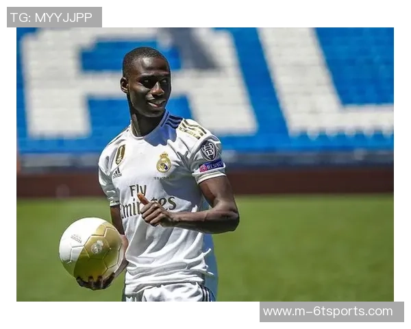 前韩国国脚谈布斯克茨中场风格称韩国球员缺乏冒险精神